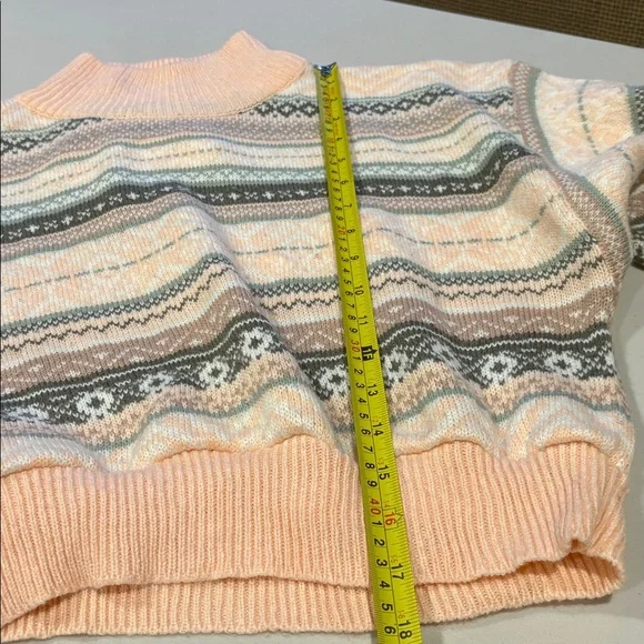 Urban Renewal, Women's Pullover Mock Neck Sweater. Size Medium.  Pink. NWT. - Picture 11 of 11